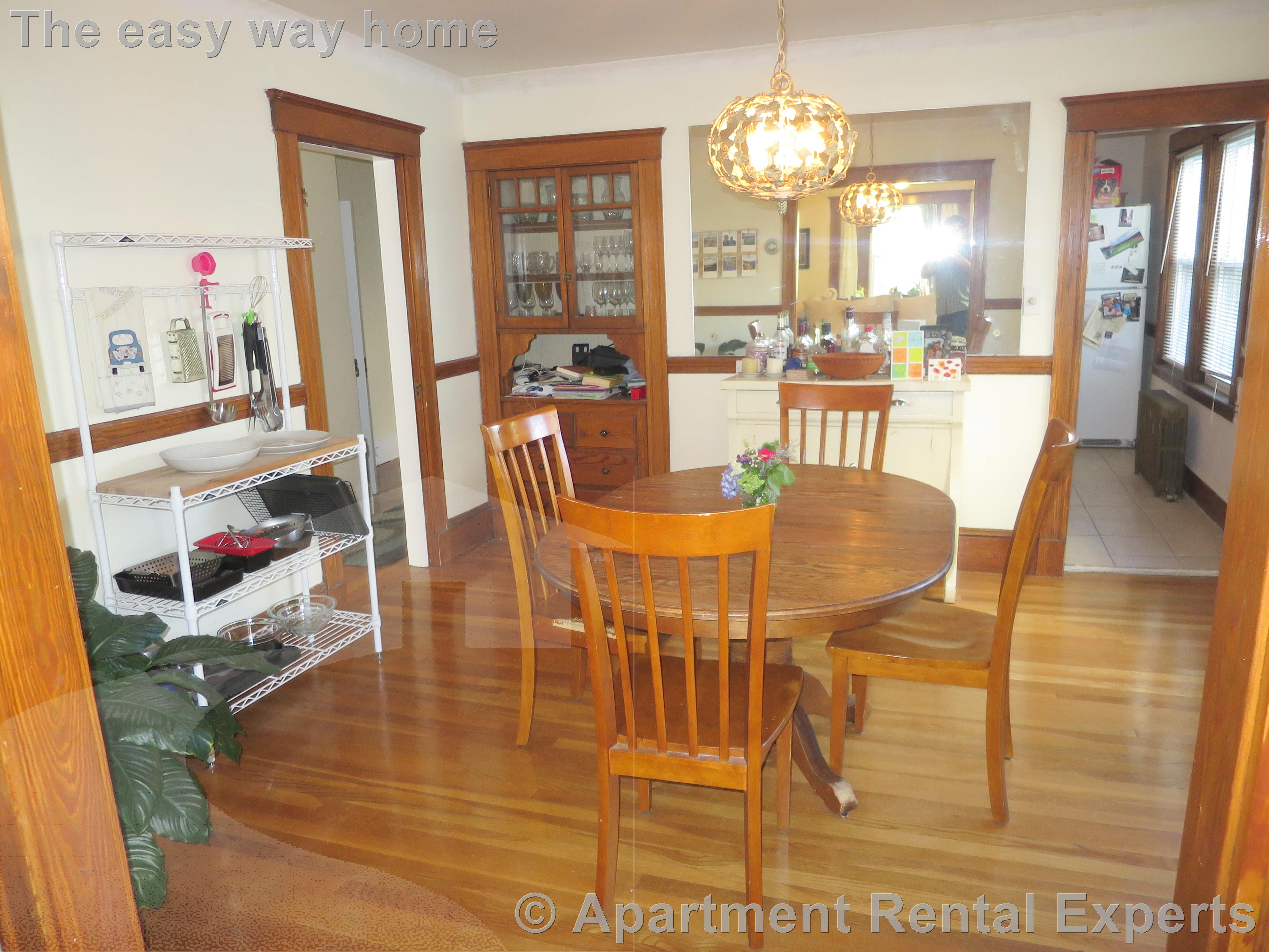 98 Bow St, Magoun Square