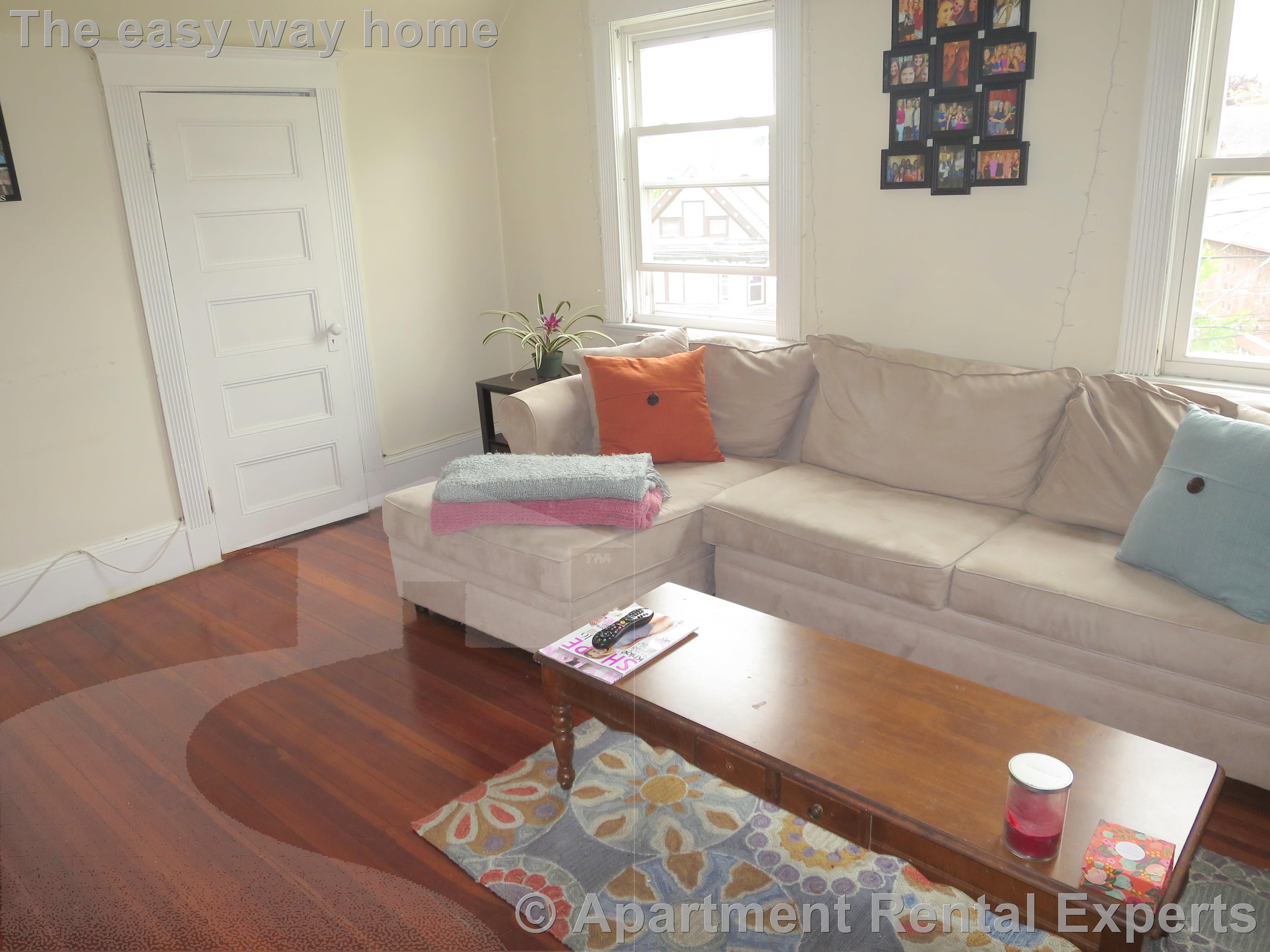 81 College Ave, Davis Square