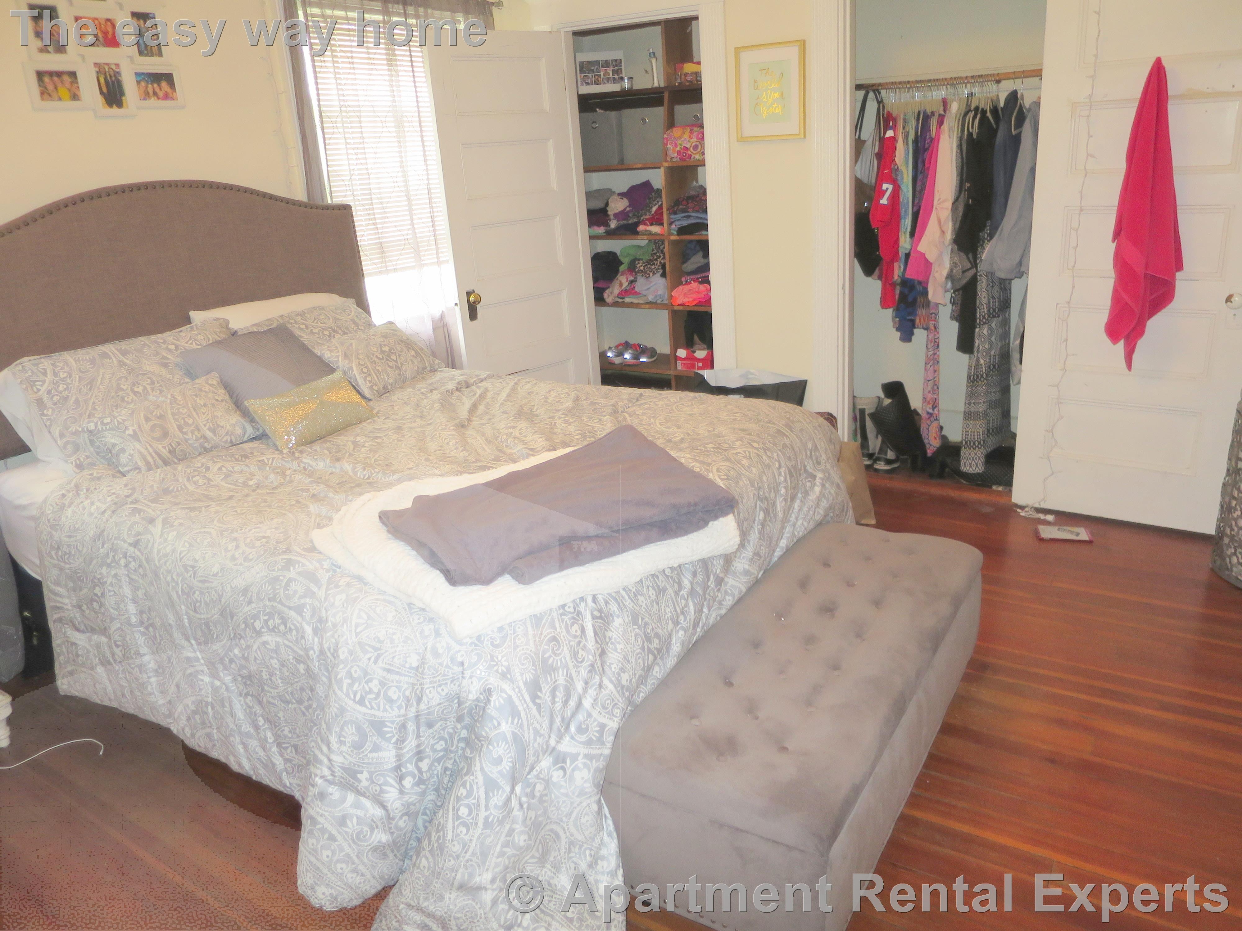 81 College Ave, Davis Square