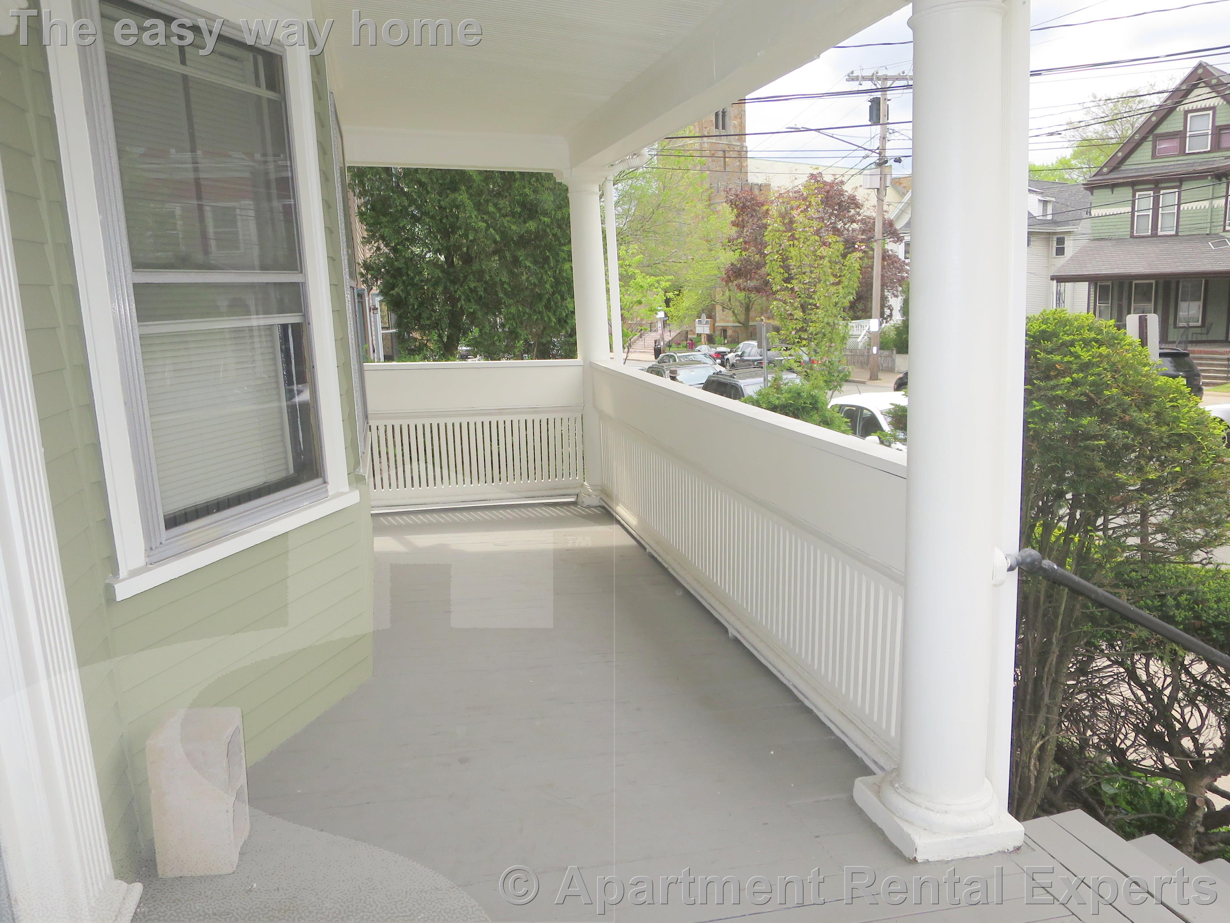 81 College Ave, Davis Square