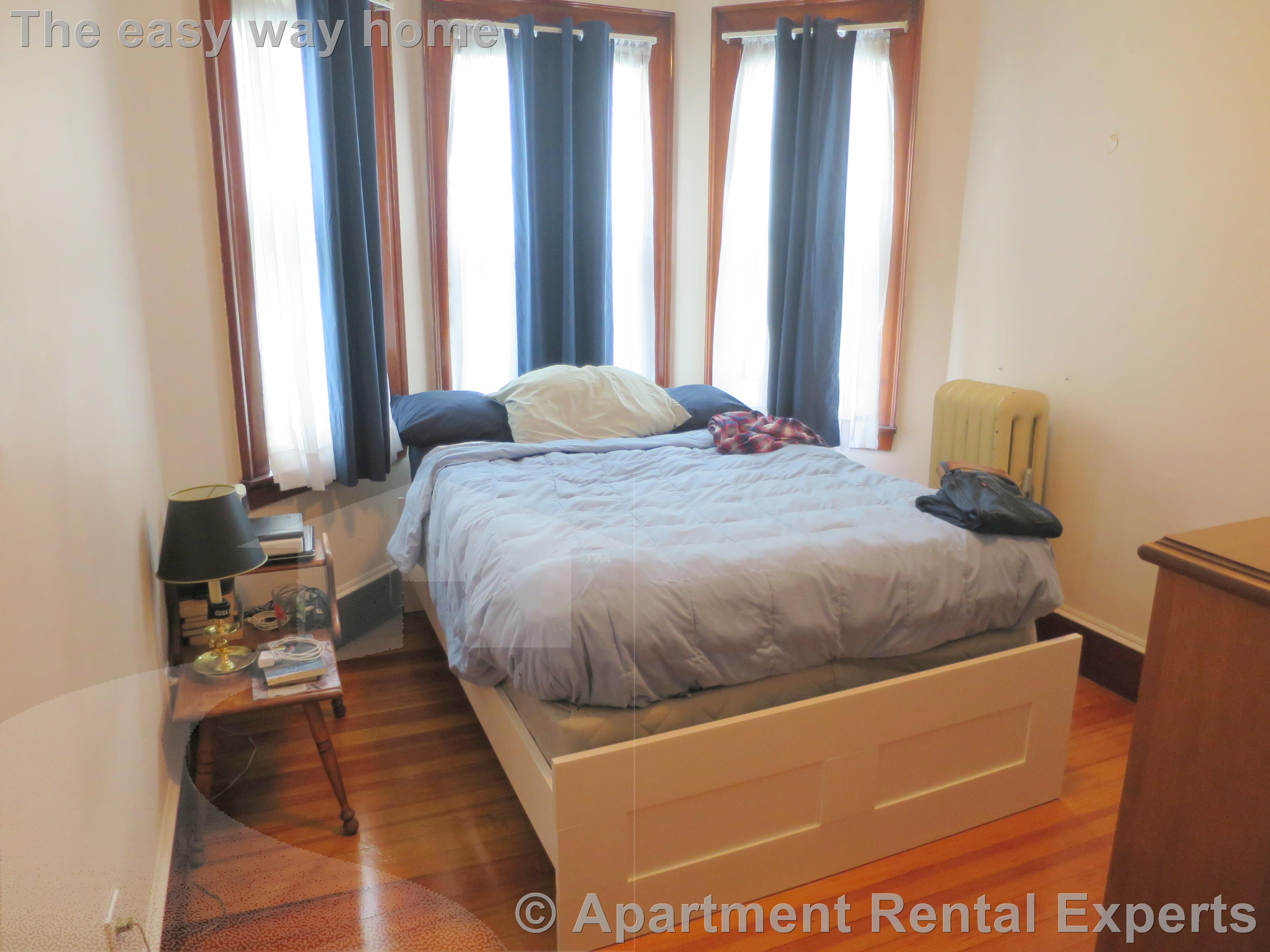 14 Chandler St, Davis Square