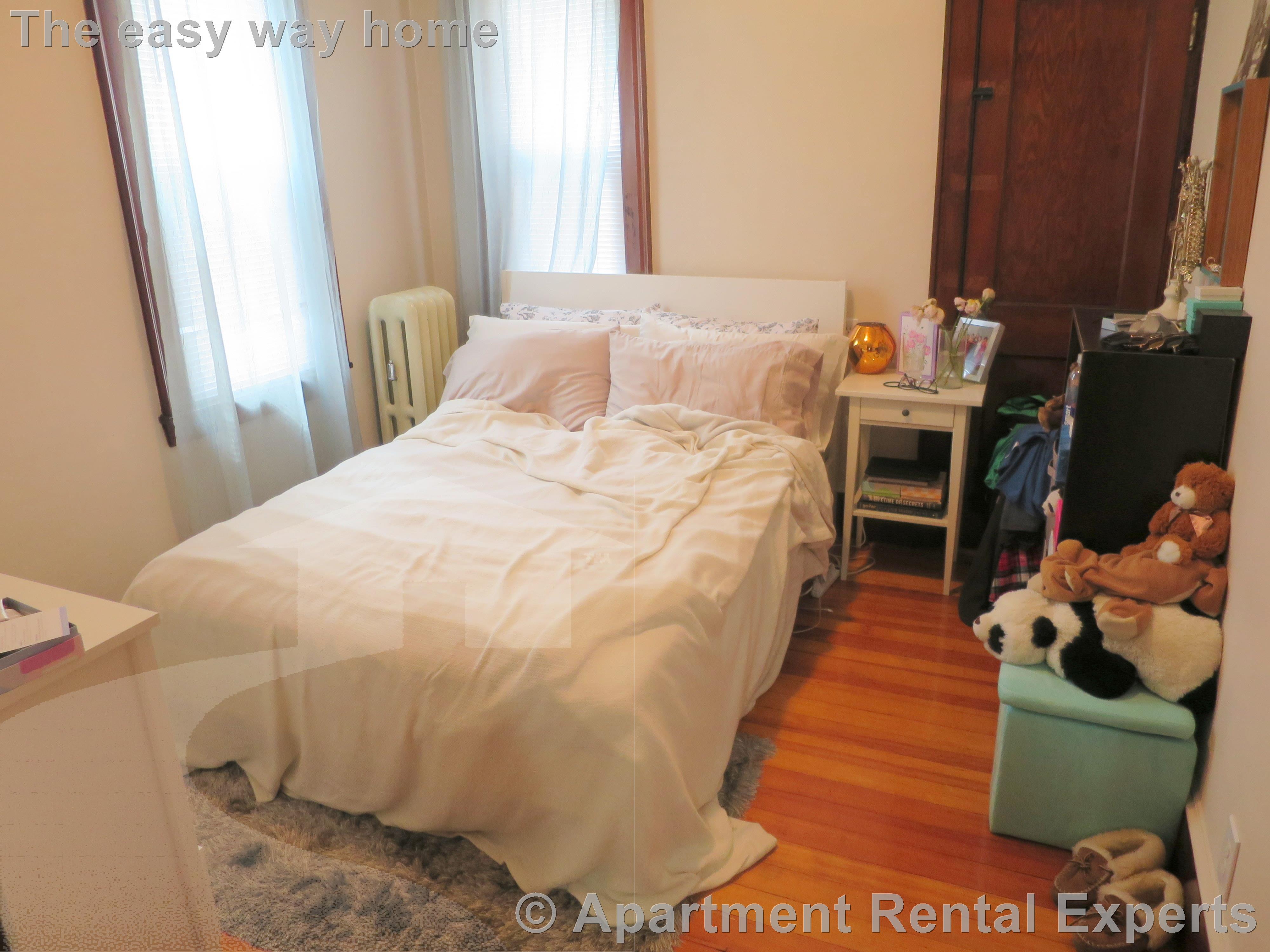 14 Chandler St, Davis Square