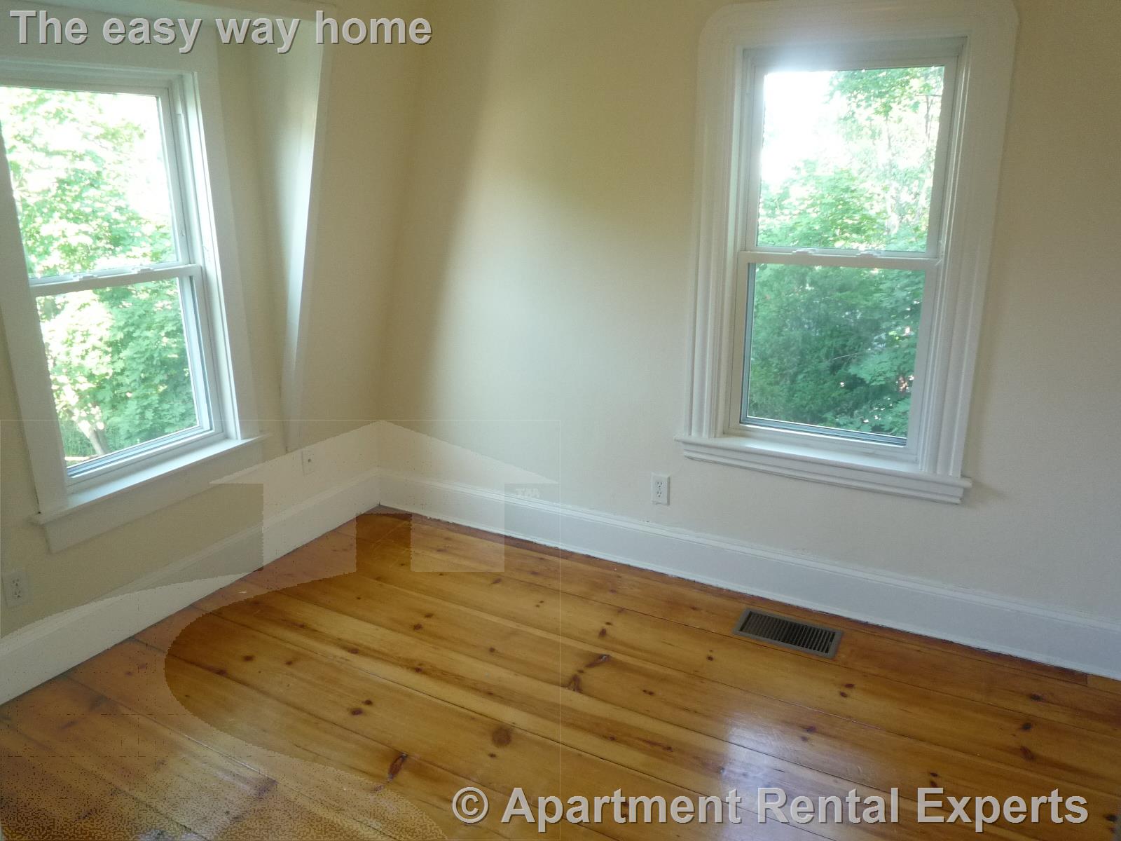 63 Rice St, Davis Square