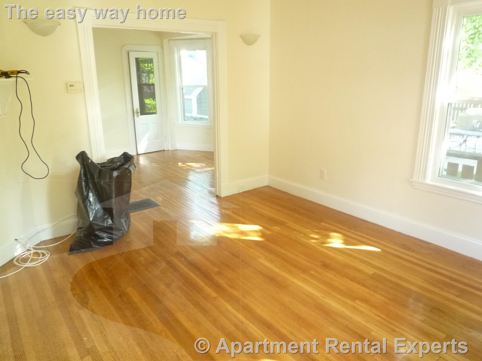 63 Rice St, Davis Square