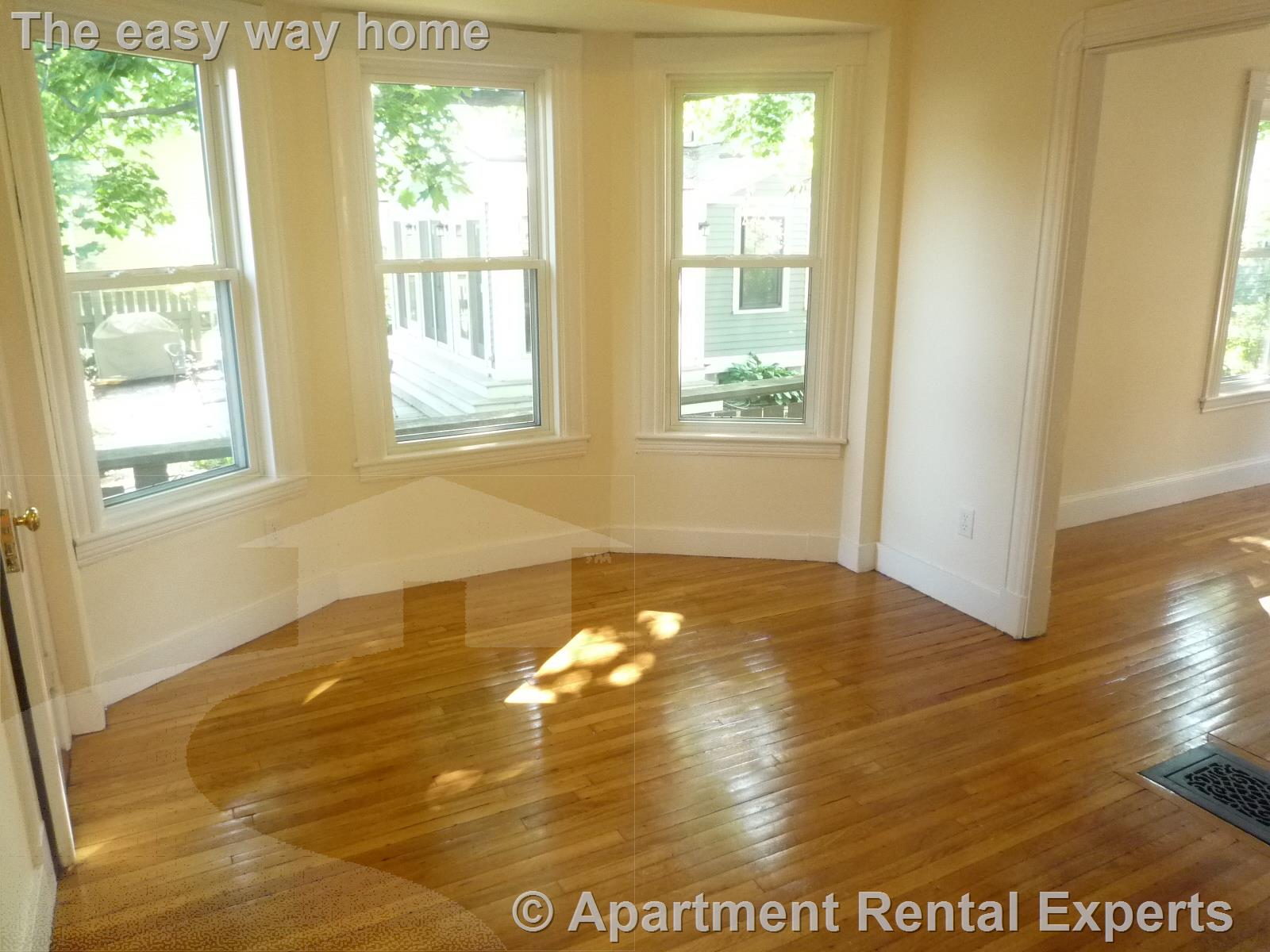 63 Rice St, Davis Square