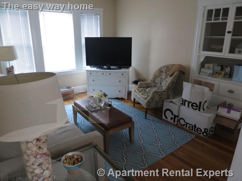 12 Silvey Pl, Porter Square