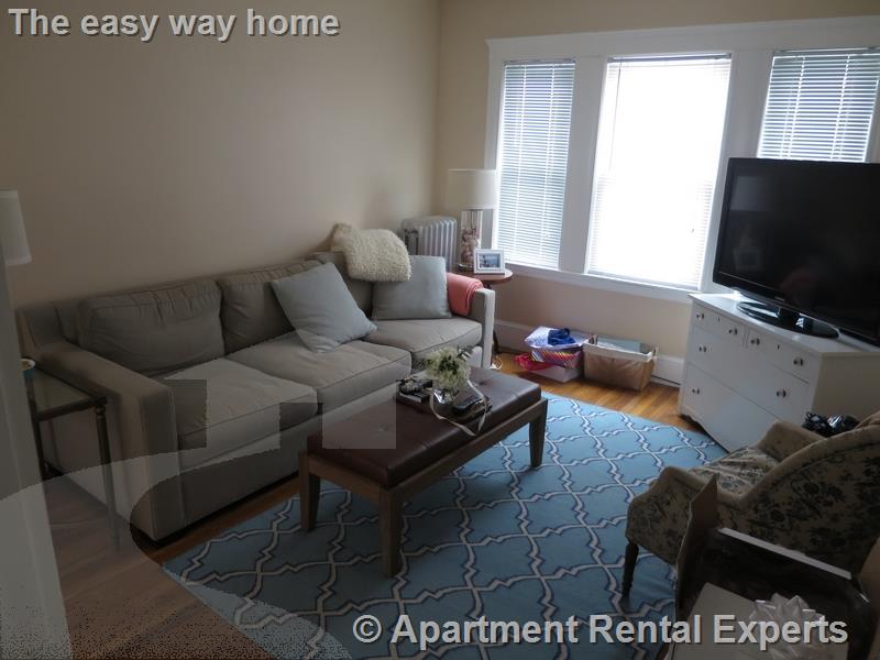 12 Silvey Pl, Porter Square