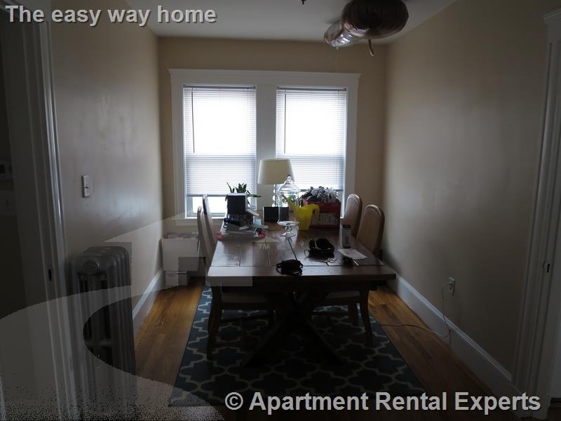 12 Silvey Pl, Porter Square