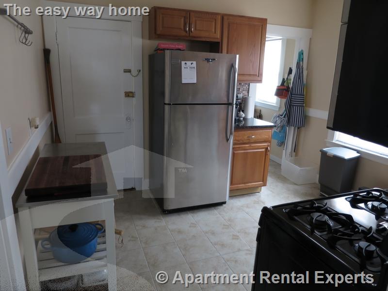 12 Silvey Pl, Porter Square