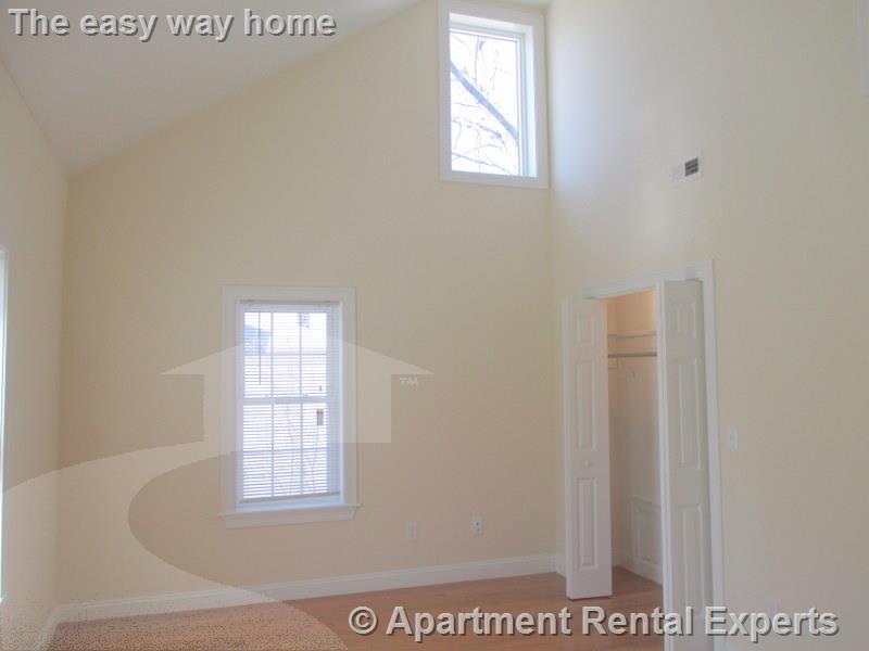 19 Gilman St, East Somerville