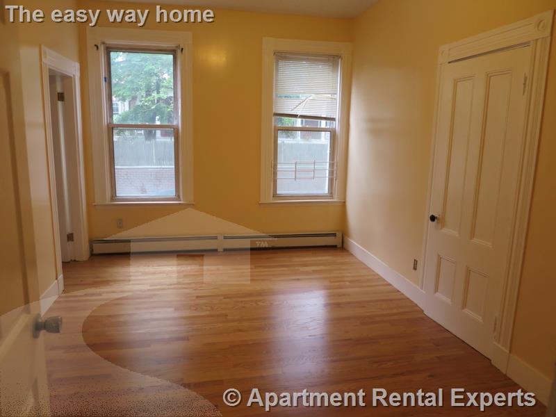 90 Norfolk St, Central Square