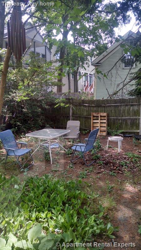 74 Dover St, Davis Square