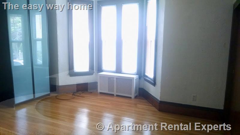 74 Dover St, Davis Square