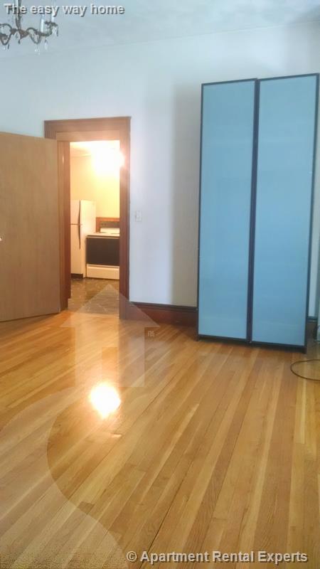 74 Dover St, Davis Square