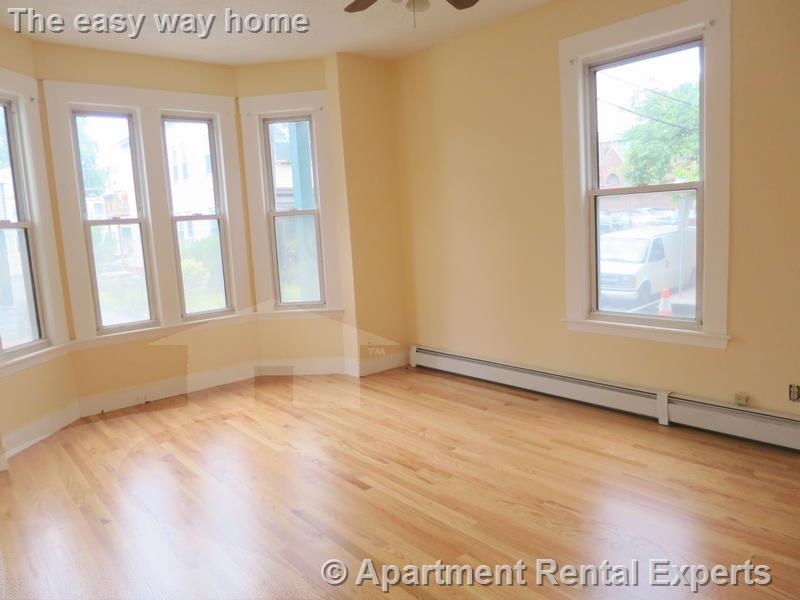 90 Norfolk St, Central Square