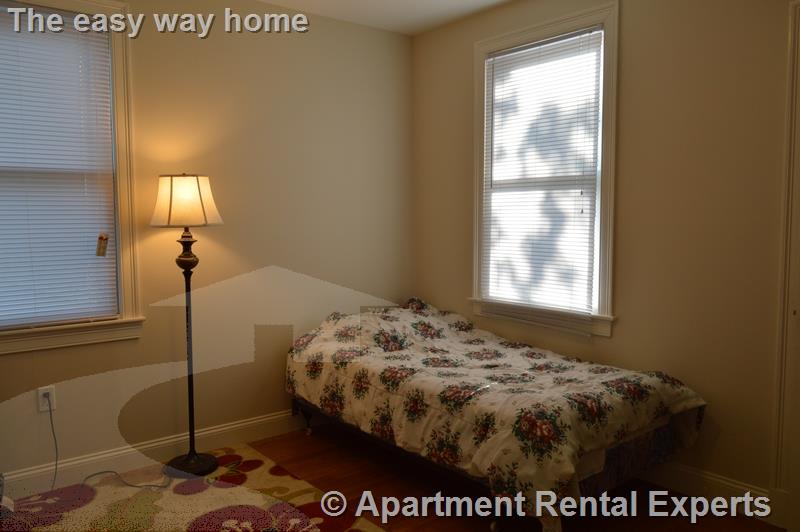 128 Cherry St, Central Square