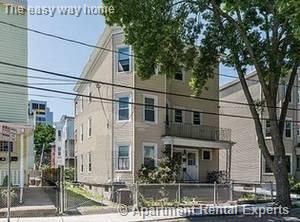 18 Valentine St, Central Square