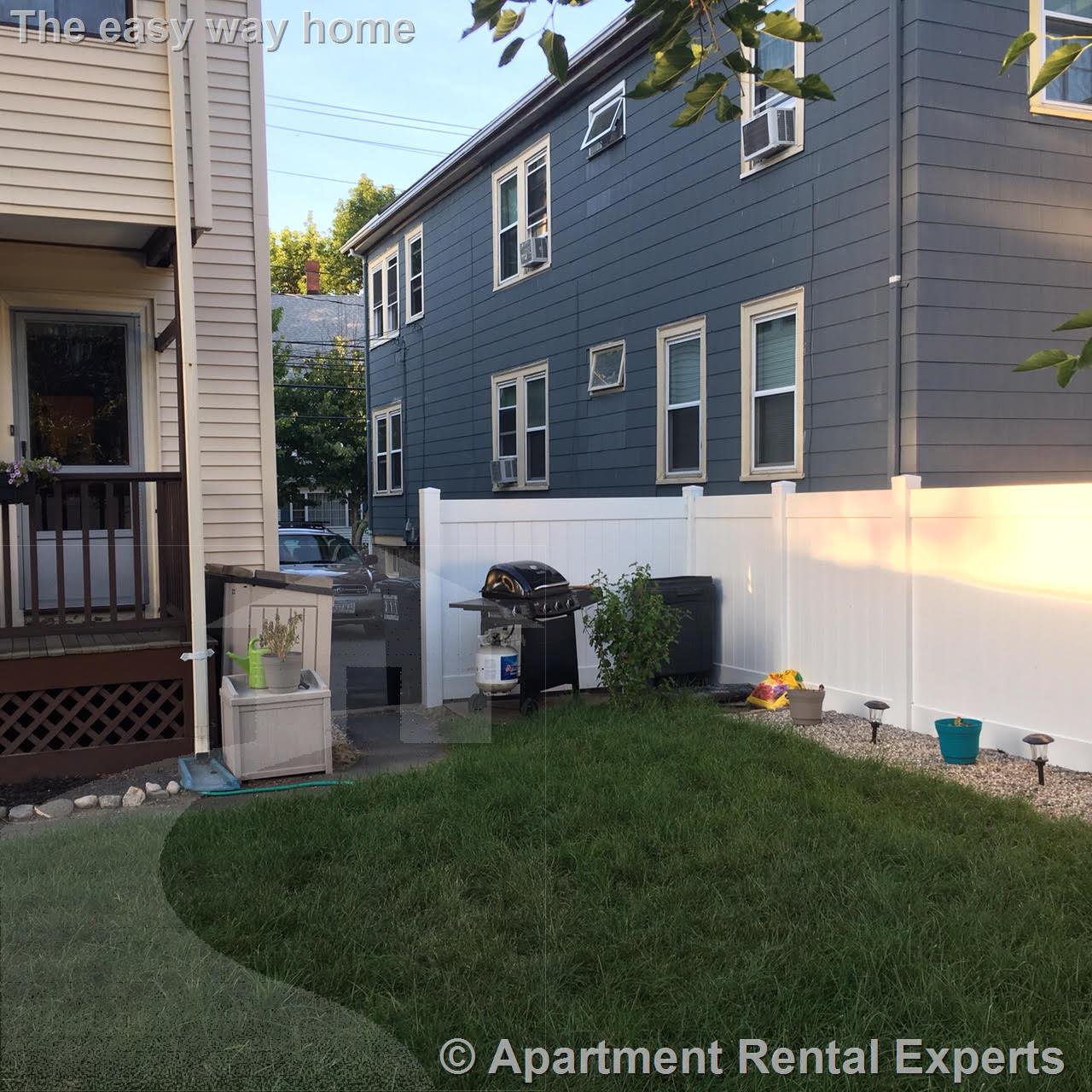 173 Boston Ave, Tufts