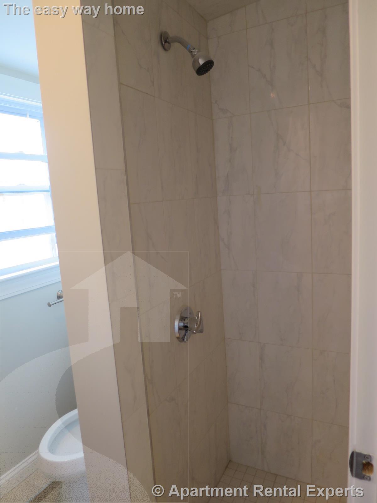 55A Marion St, Tufts