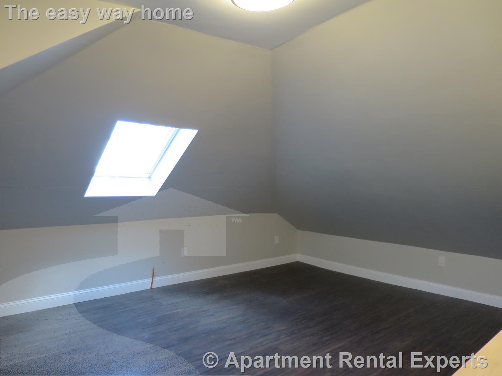 55A Marion St, Tufts