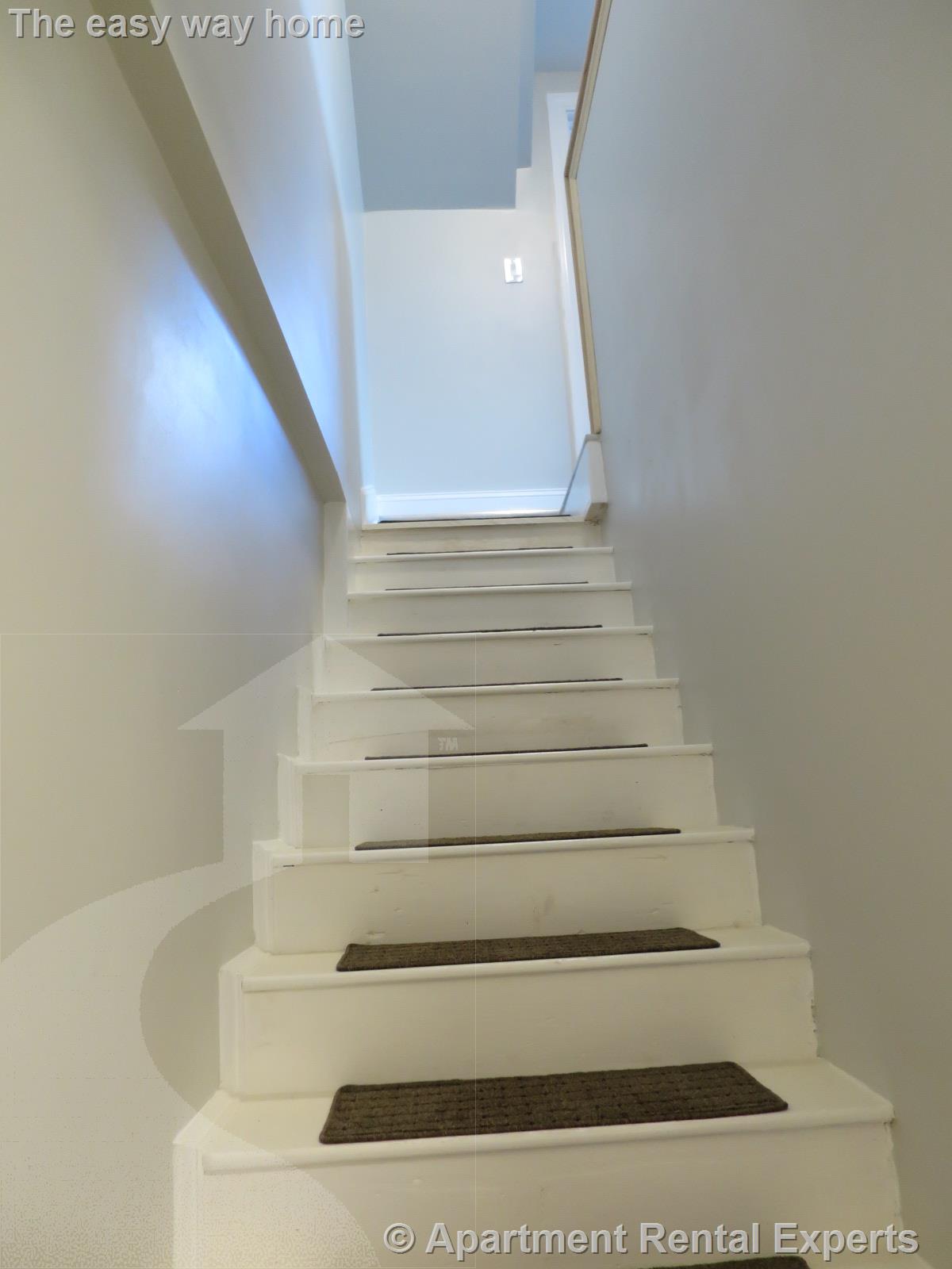 55A Marion St, Tufts