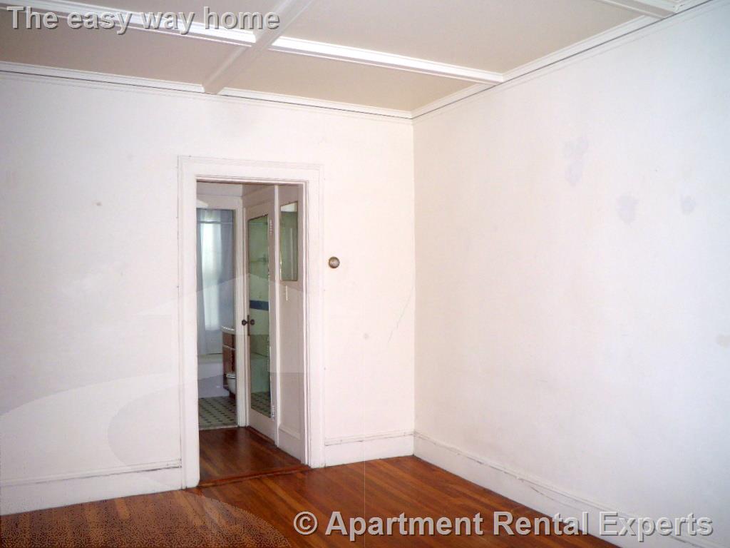 36 College Ave, Davis Square