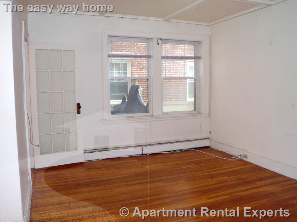 36 College Ave, Davis Square