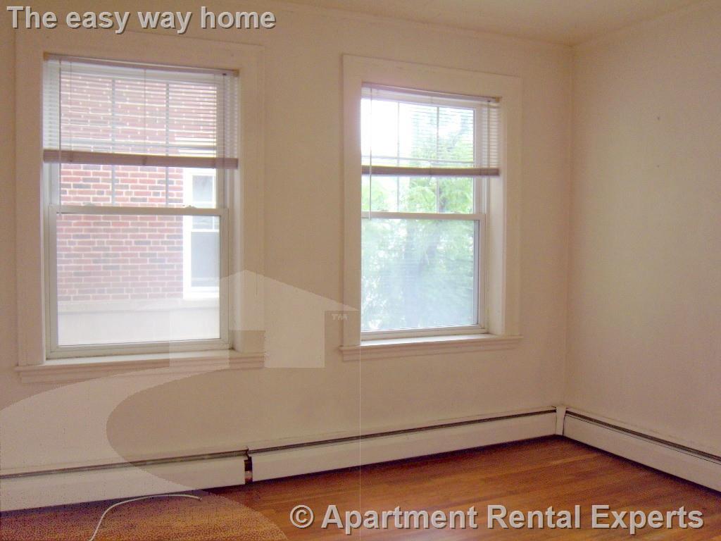 36 College Ave, Davis Square