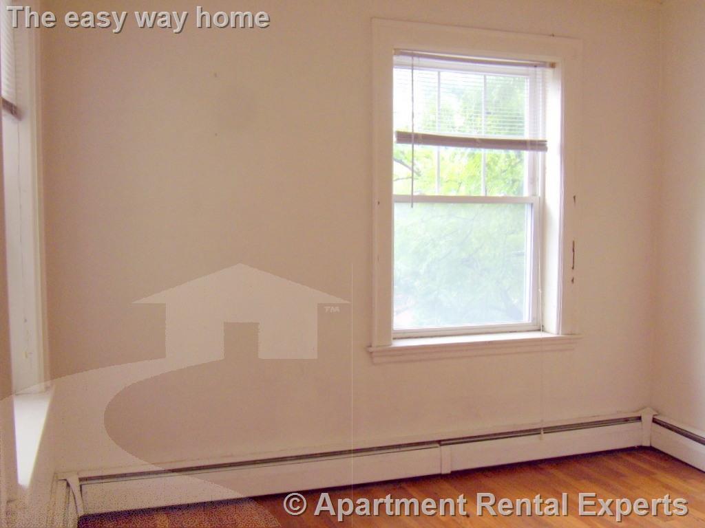 36 College Ave, Davis Square