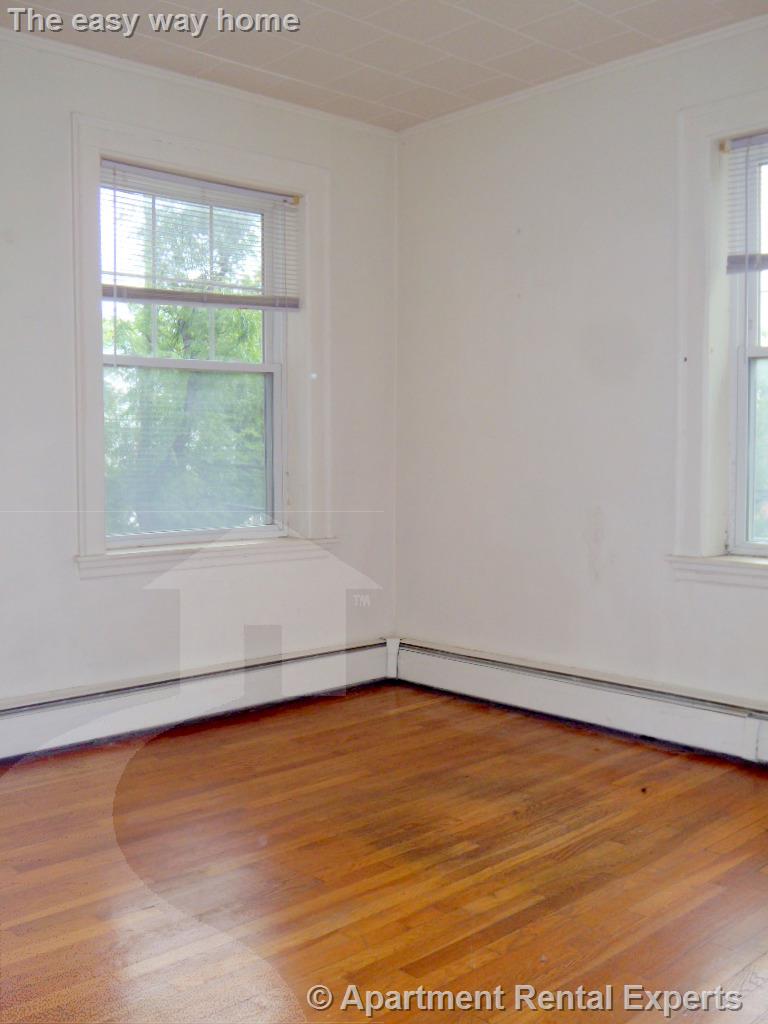 36 College Ave, Davis Square