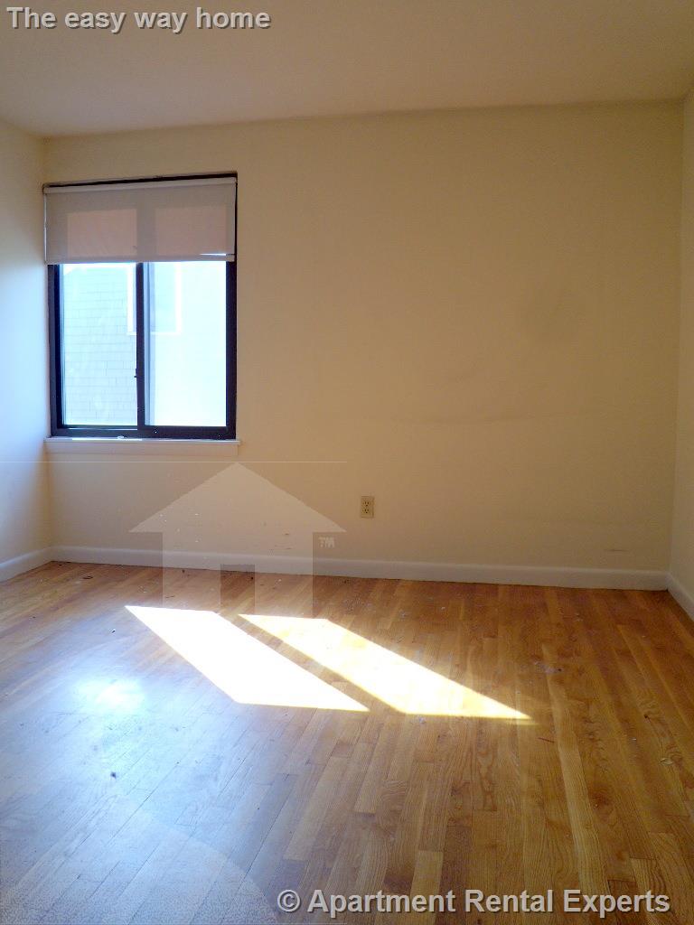 20 Hubbard Ave, Porter Square