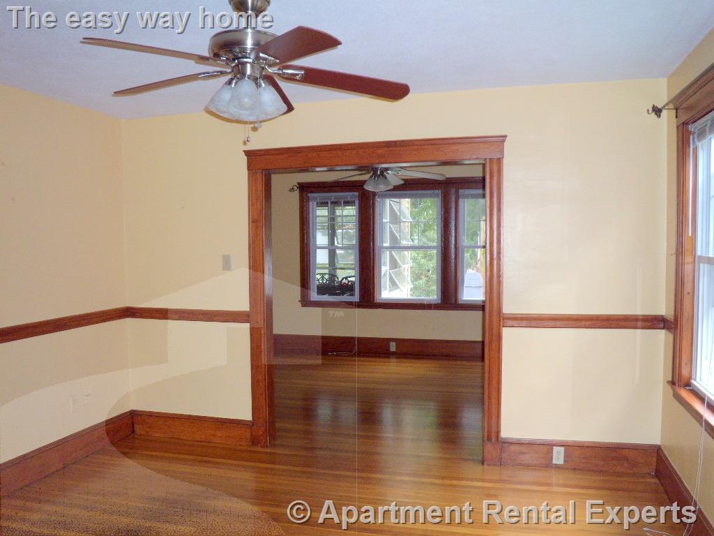 173 Boston Ave, Tufts