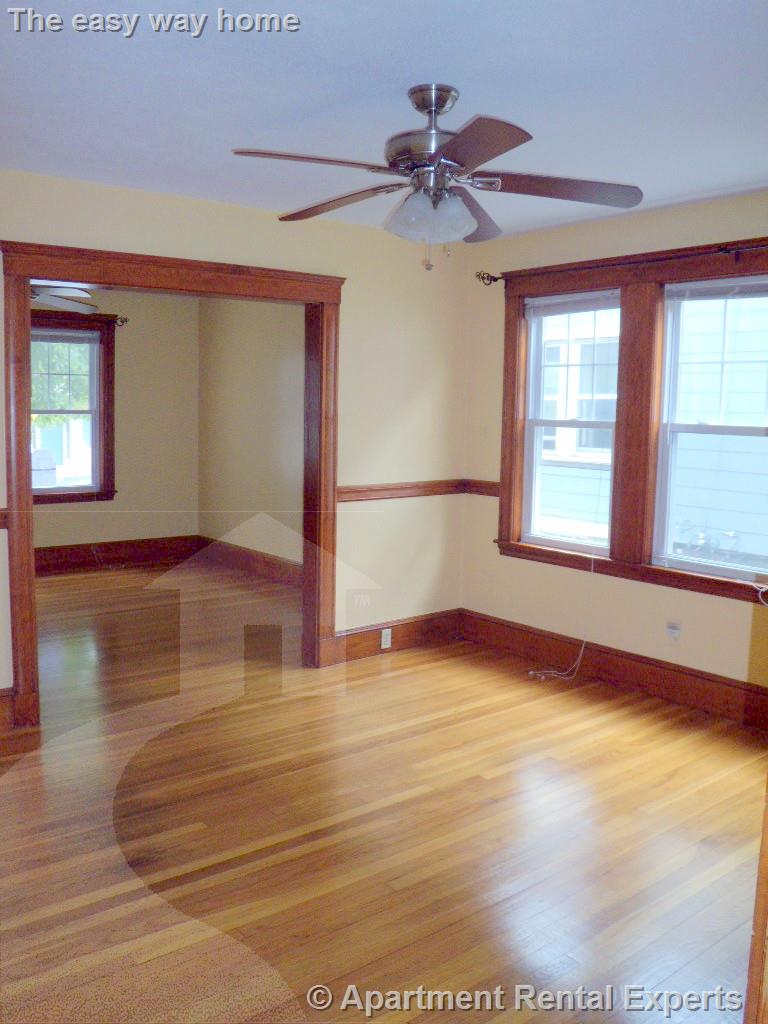 173 Boston Ave, Tufts