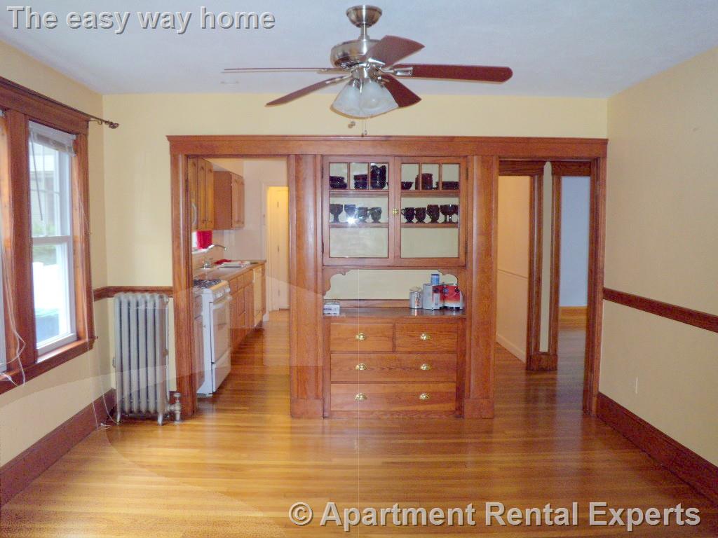 173 Boston Ave, Tufts