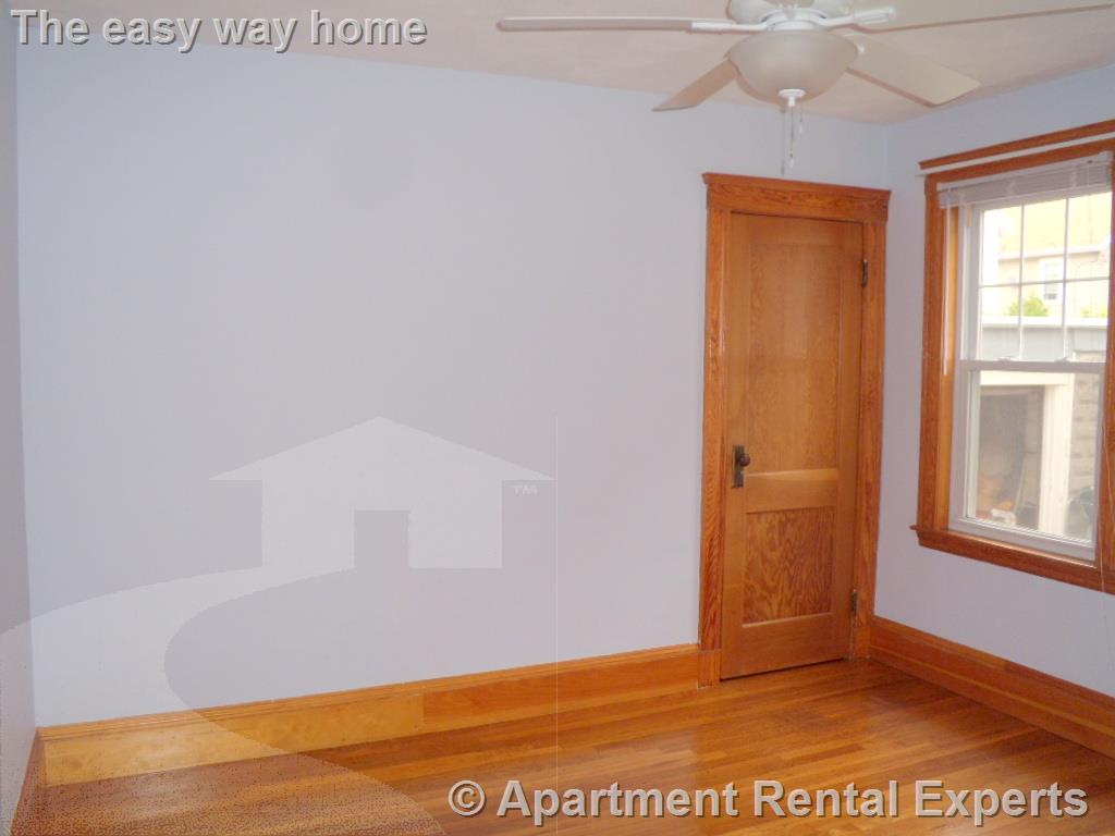 173 Boston Ave, Tufts