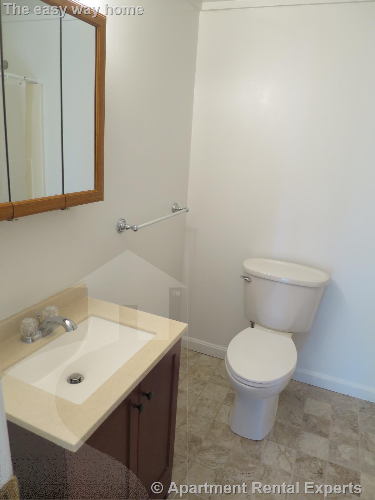 35 Davis Sq, Davis Square