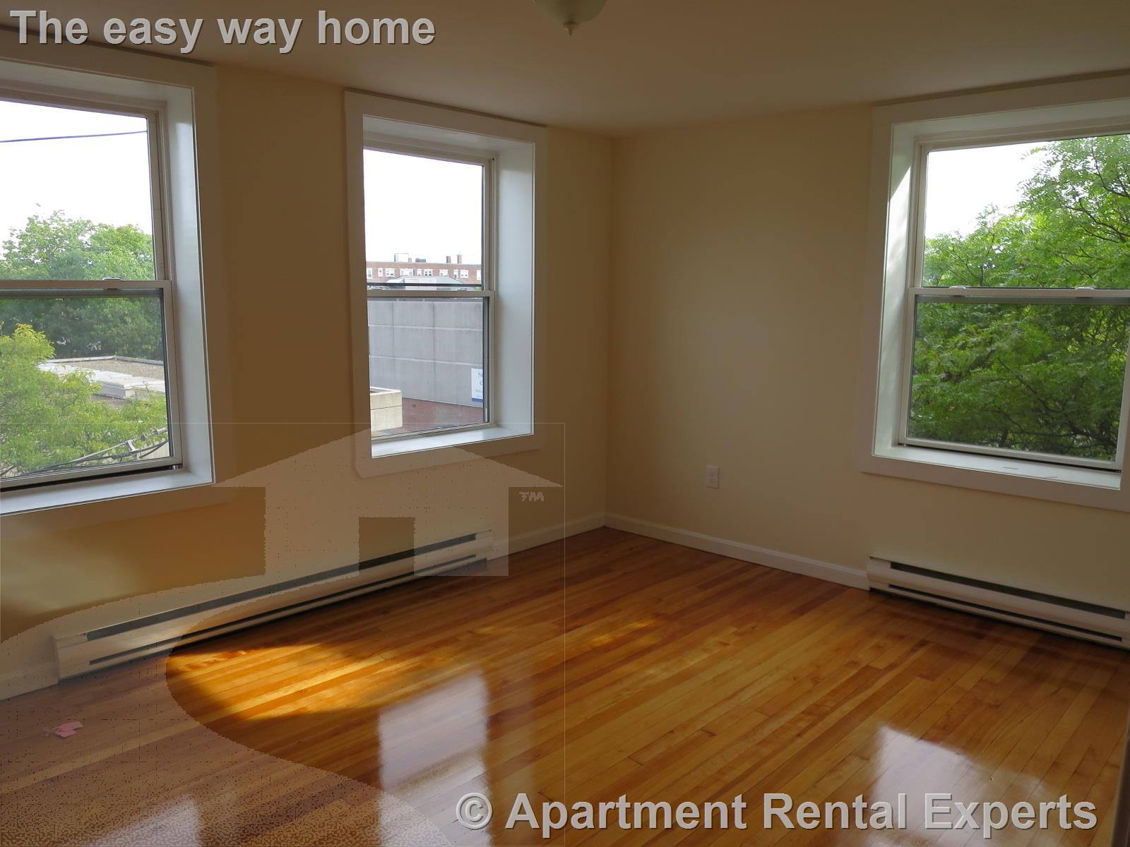 35 Davis Sq, Davis Square