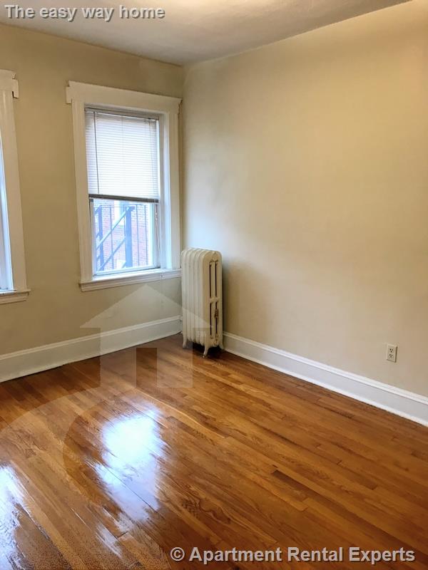 6 Agassiz St, Porter Square