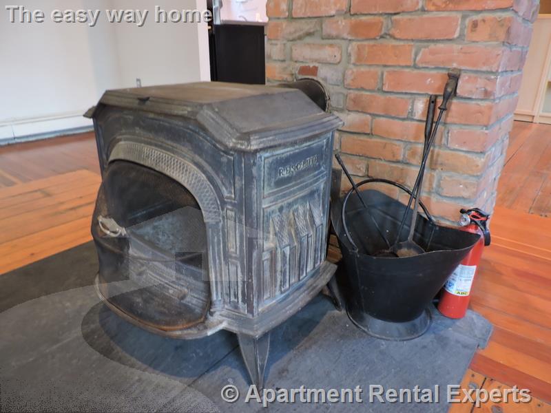 54 Howard St, Riverside