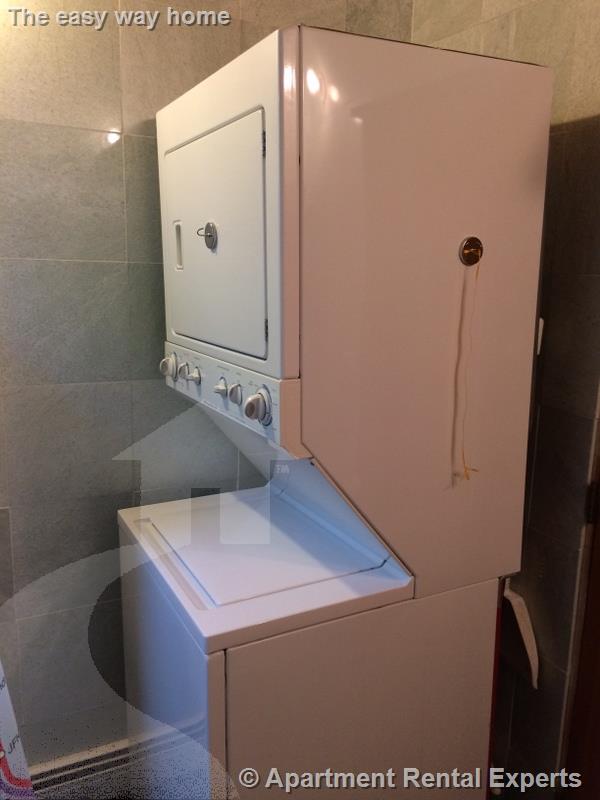 54 Howard St, Riverside