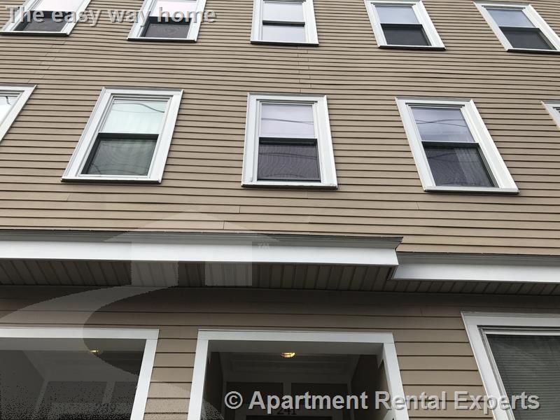 241 Columbia St, Central Square