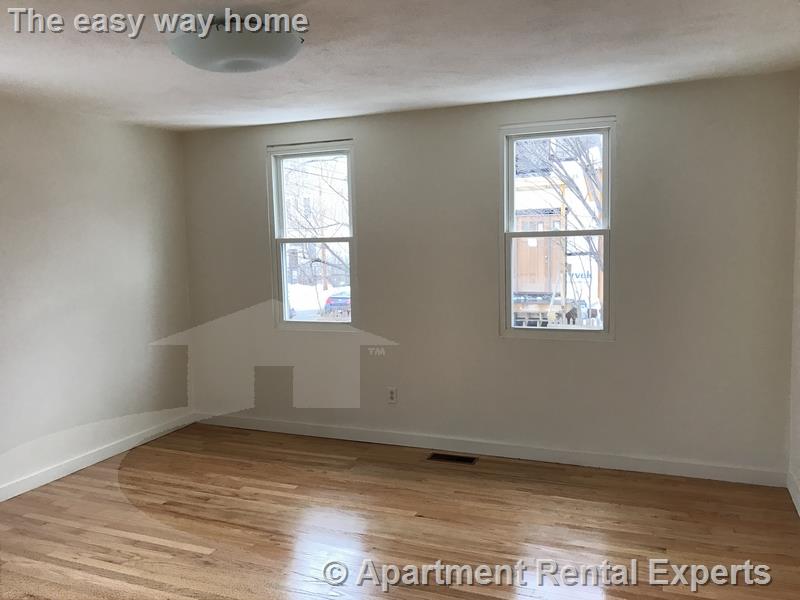 72 School St, Central Square