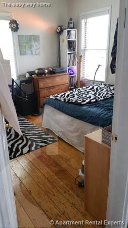 18 Valentine St, Central Square