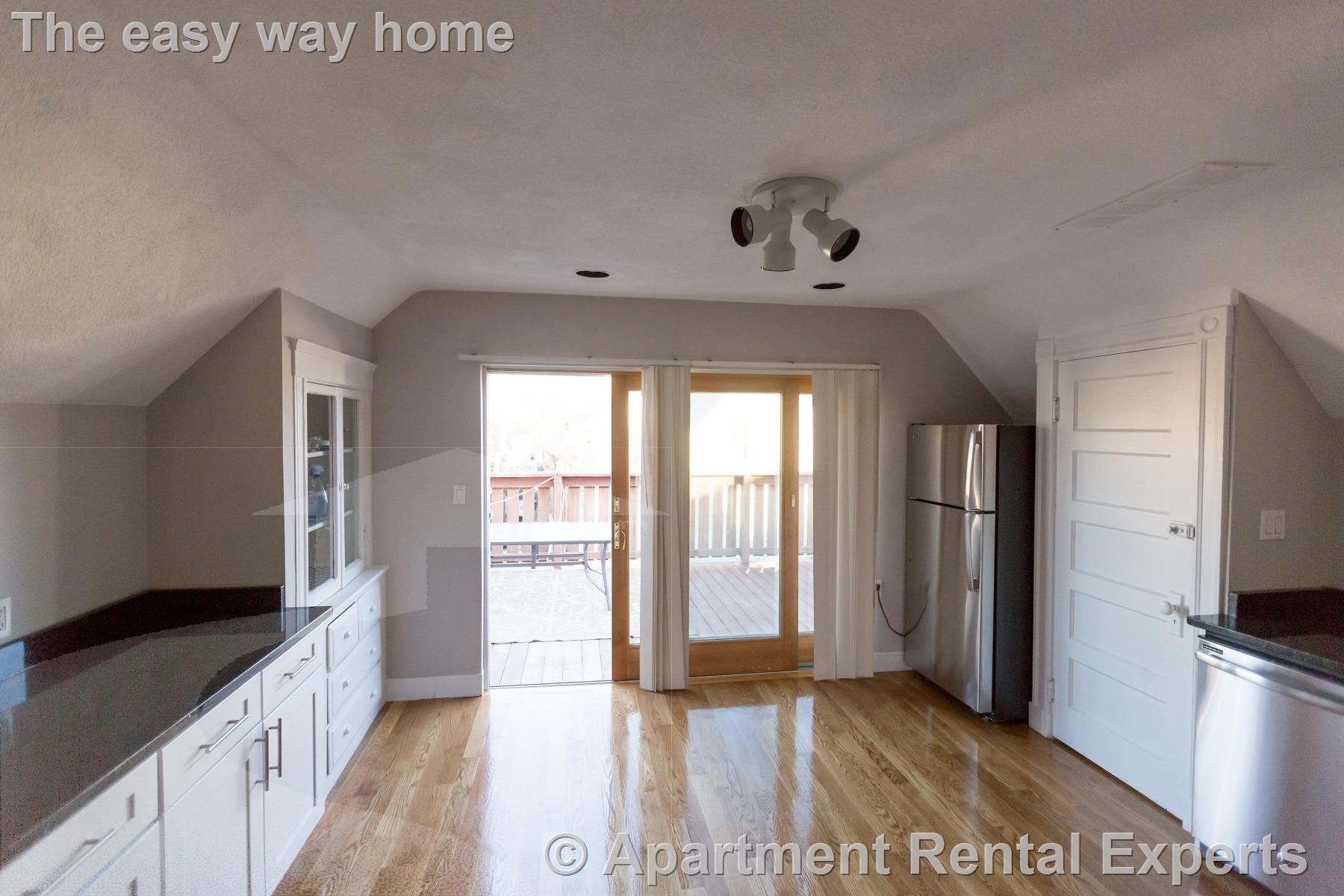 33 Bromfield Rd, Tufts