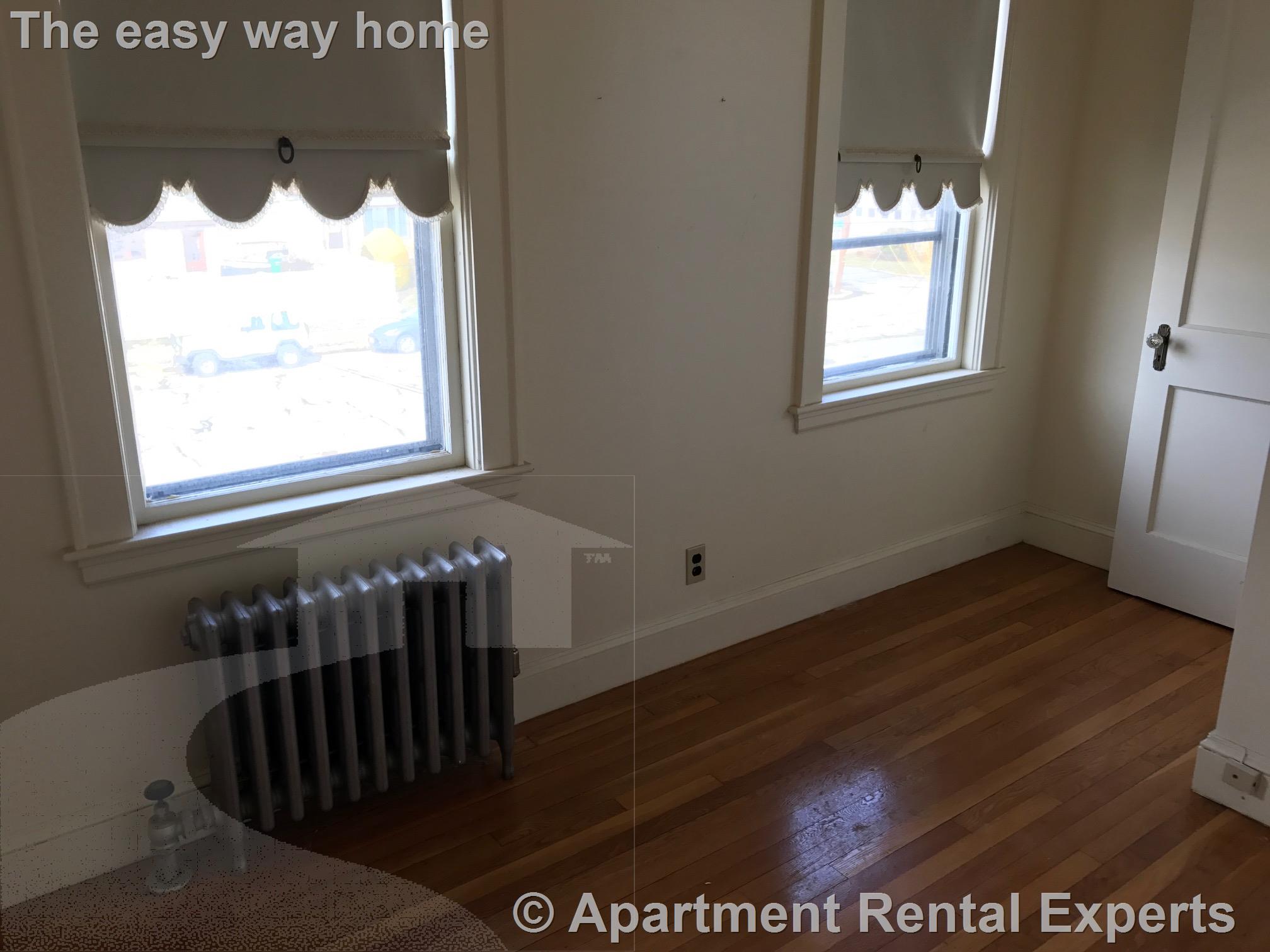 91 Forest St, Medford Square