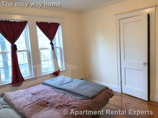 107 Perkins St, Sullivan Square