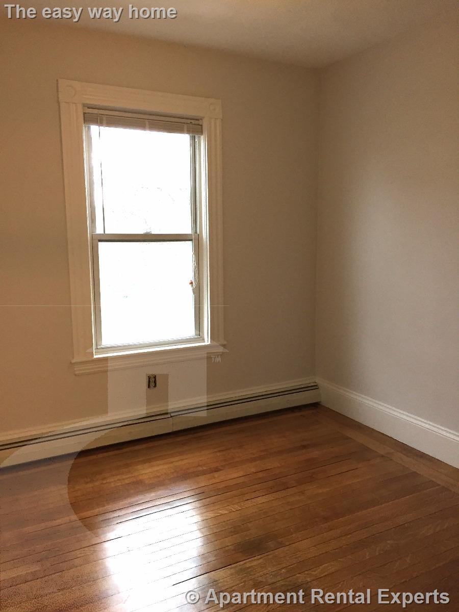 1293 Cambridge St, Inman Square