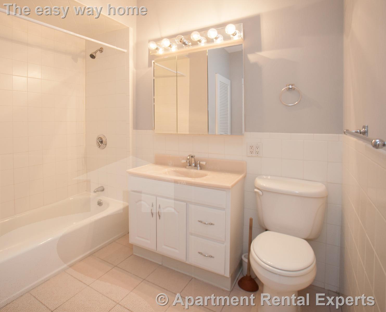 33 Bromfield Rd, Davis Square