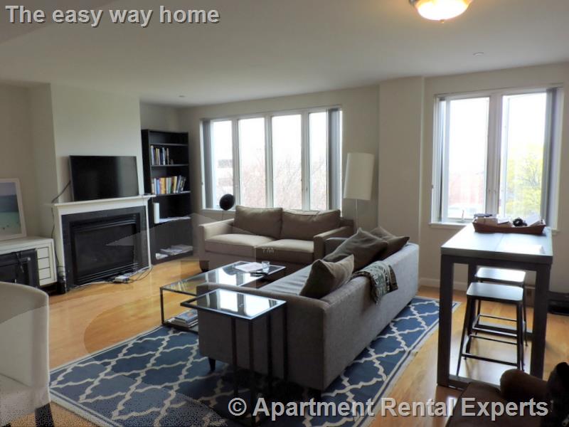 1008 Massachusetts Ave, Harvard Square