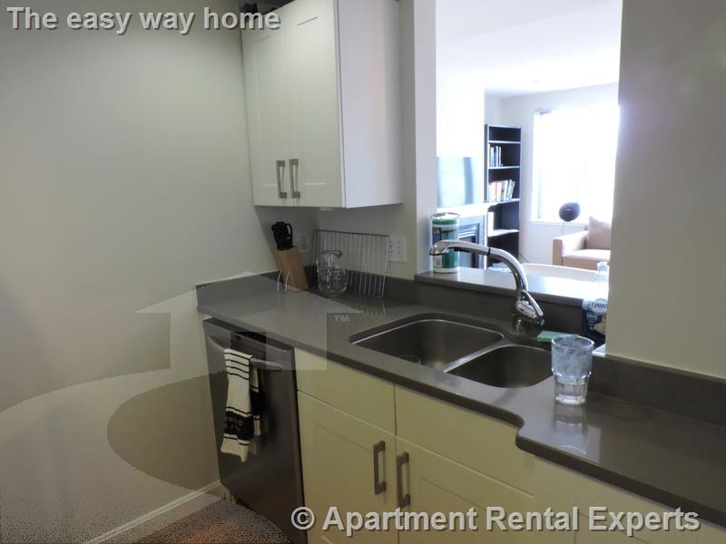 1008 Massachusetts Ave, Harvard Square